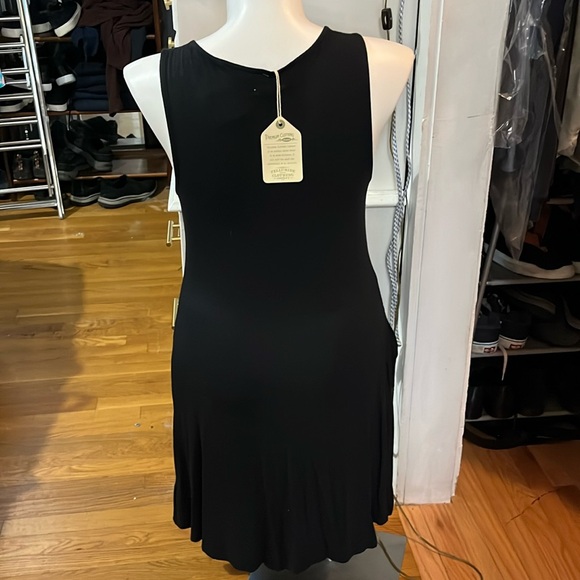 telluride clothing company Dresses & Skirts - NWT Telluride clothing company The perfect versatile black dress.
